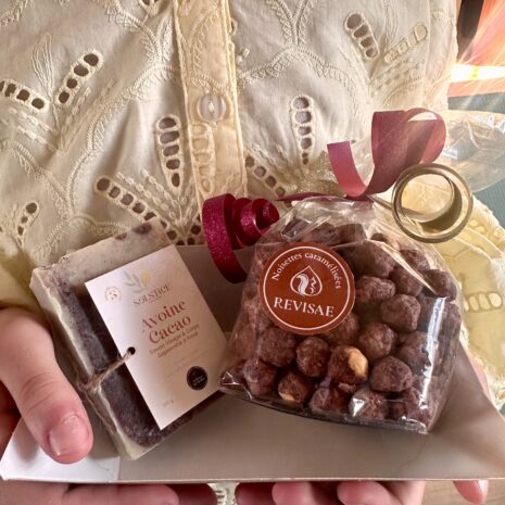 coffret noisette caramel et savon présentation du coffret caramel et savon avoine cacao
